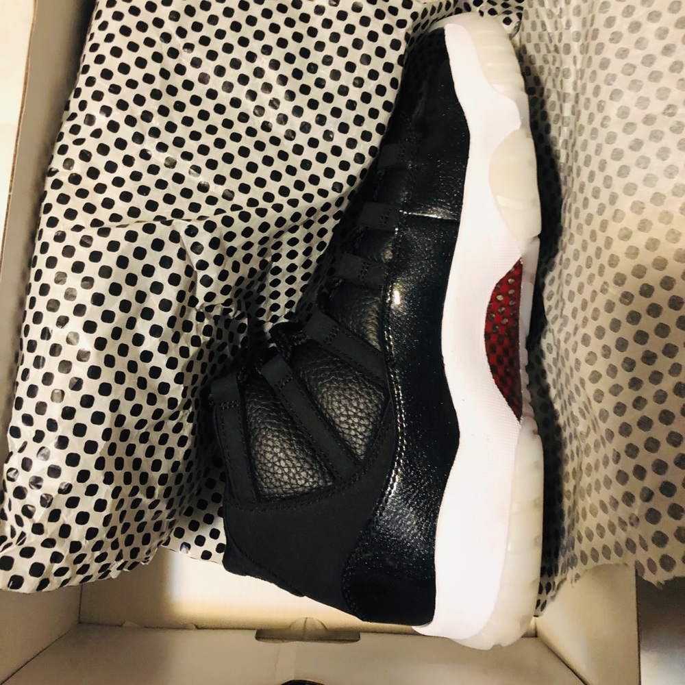Retro Jordan 11 72-10